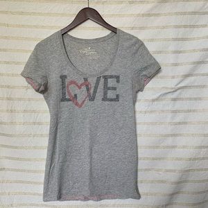 5/$25 AEO L❤️VE Tee